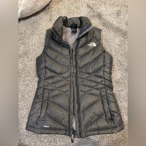 North Face 550 Puffer Vest